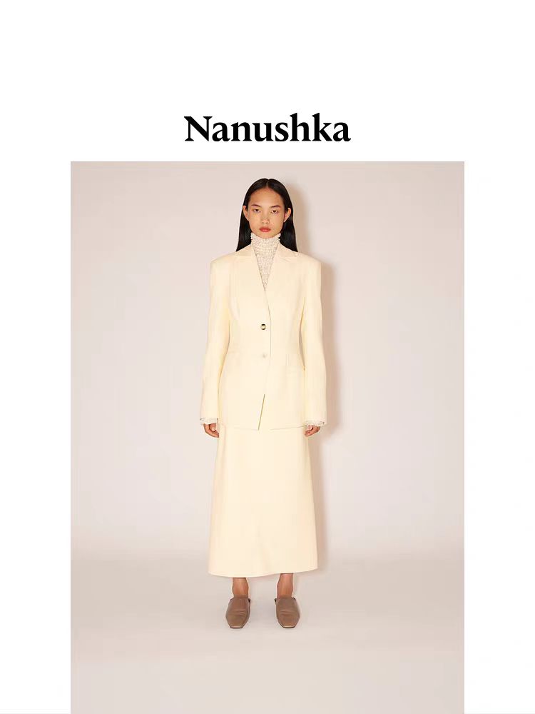 2025091323523317579c.jpg 4.jpg